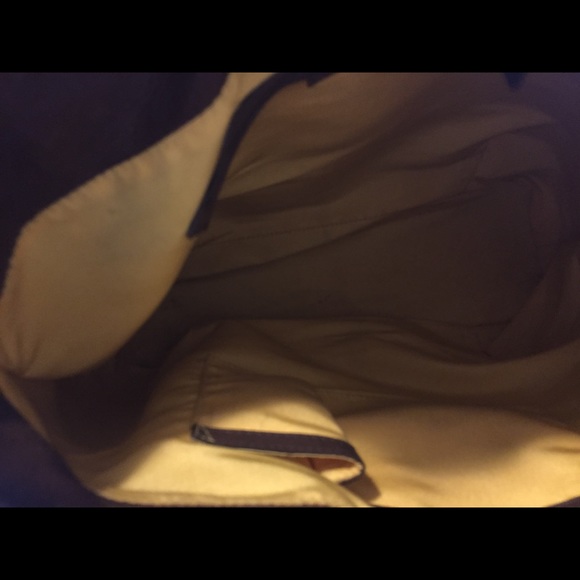 Large leather tote - Picture 8 of 8